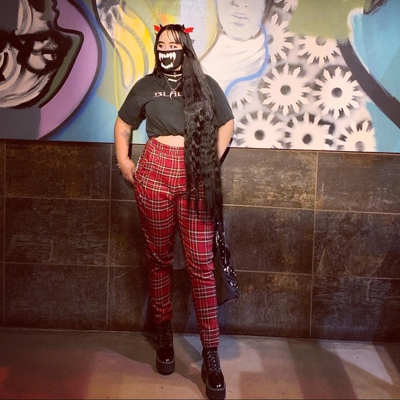 Meet your Posher, Jamie - Picture 2 of 2